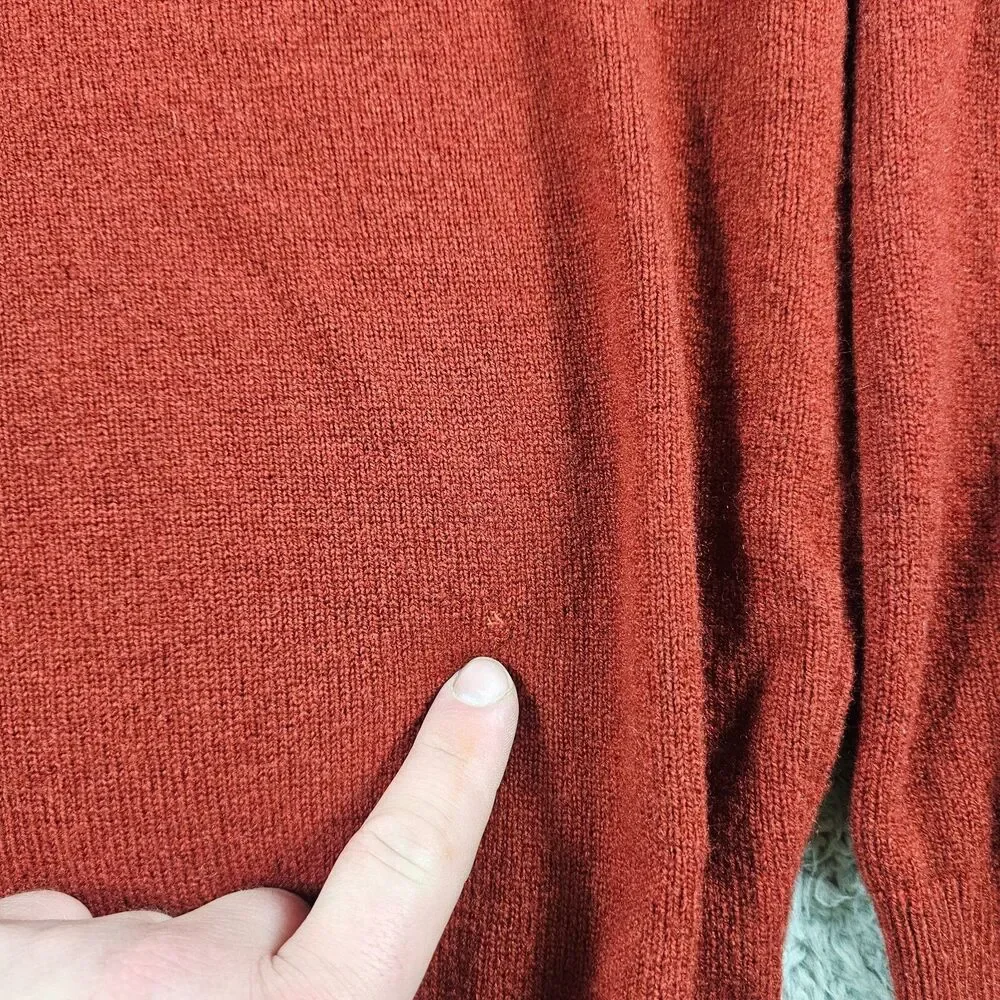 LL Bean Sweater Mens Large Burnt Orange Wool Vintage Pullover V Neck Outdoor